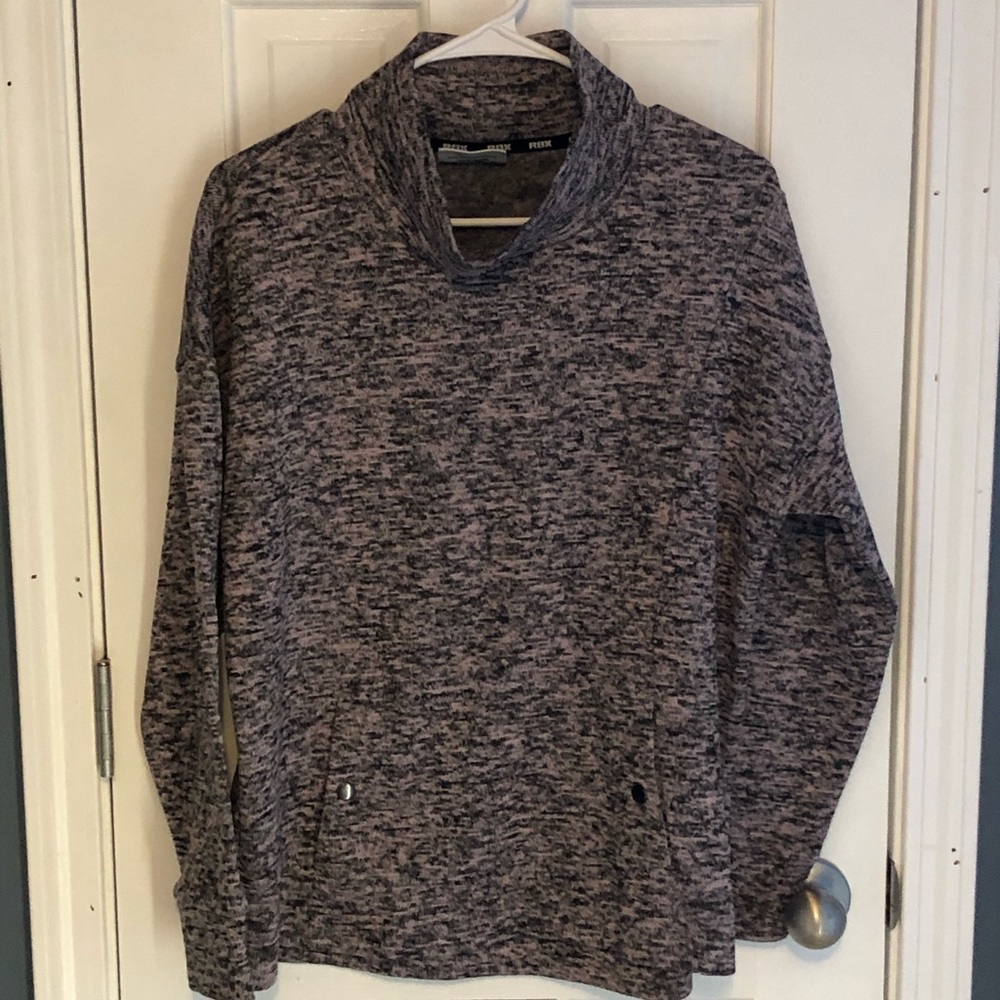 Funnel neck pullover